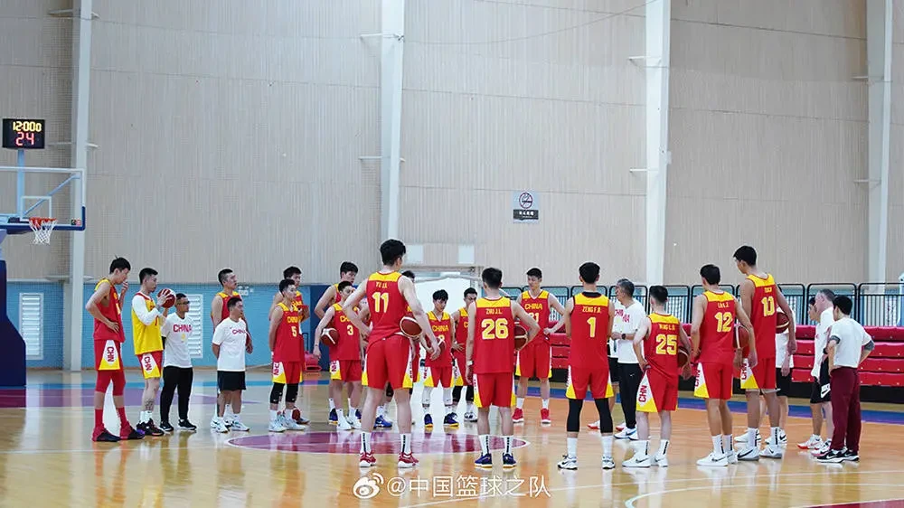 青少年篮球爱好者综合训练方案_1